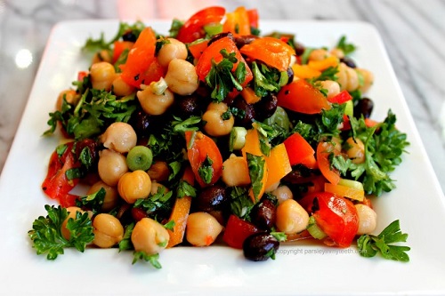  طريقة عمل سلطة الحمص للرجيم Chickpea-Black-Bean-Salad-2-680x454