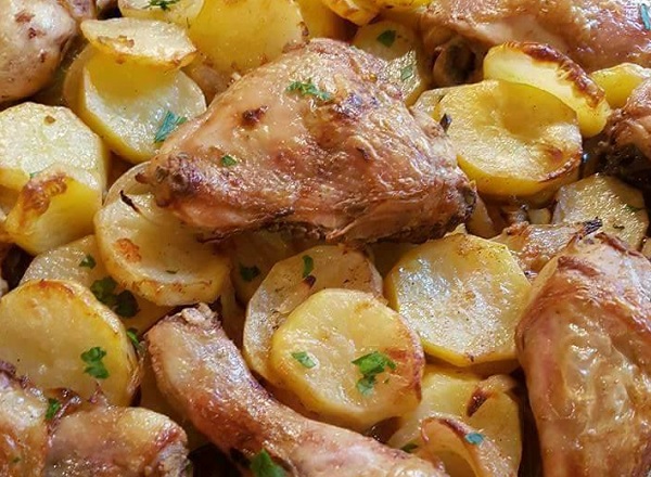 ألذ صينية دجاج بالبطاطس